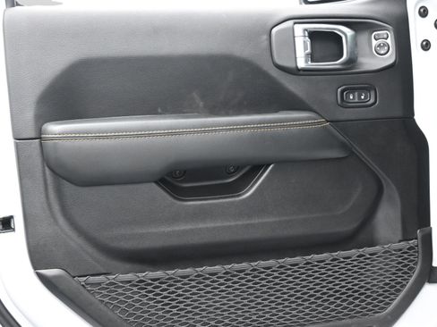 Used 2024 Jeep Wrangler Unlimited Rubicon 392 image 36