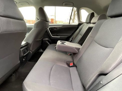 Used 2023 Toyota RAV4 LE image 27