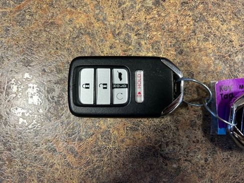 Used 2022 Honda Pilot Touring image 29