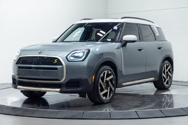 Used 2025 MINI Cooper Countryman SE w/ Comfort Package Max AWD/4WD image 6