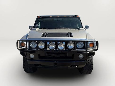 Used 2005 HUMMER H2 SUT Sport Utility Pickup 4D w/ Preferred Equipment Group image 9