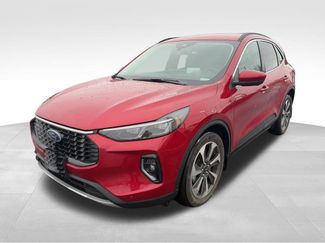 Used 2023 Ford Escape Platinum w/ Premium Technology Package video 1