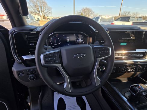 New 2026 Chevrolet Silverado 1500 RST w/ Redline Edition AWD/4WD image 16
