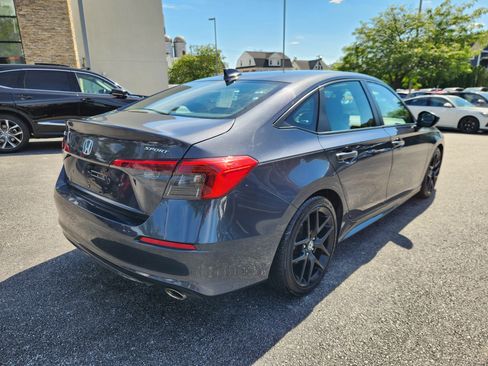 Used 2022 Honda Civic Sport image 4