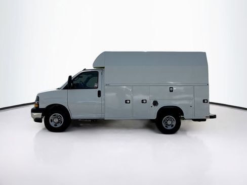 New 2024 Chevrolet Express 3500 w/ Power Convenience Package RWD image 5