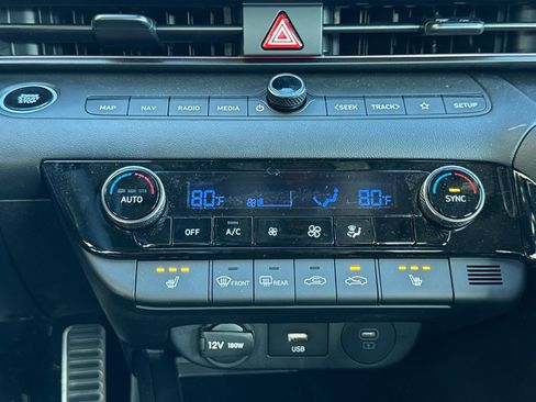 New 2025 Hyundai Elantra N Base image 14