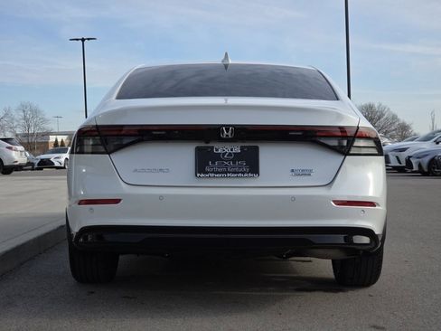 Used 2023 Honda Accord Touring image 29