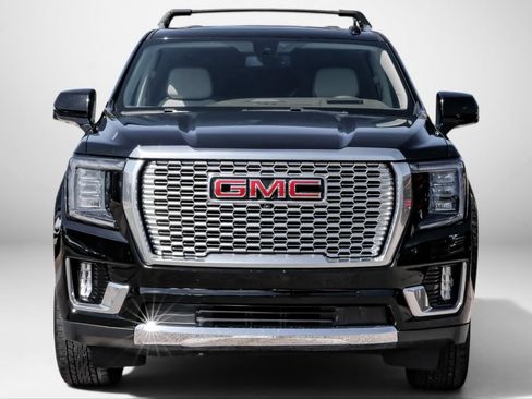 Used 2022 GMC Yukon Denali AWD/4WD image 3