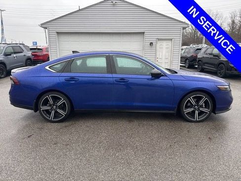 Used 2024 Honda Accord Sport image 7