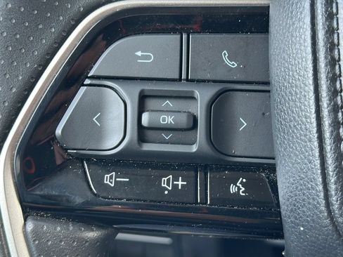 Used 2024 Toyota Tundra SR5 w/ SR5 Convenience Package AWD/4WD image 19