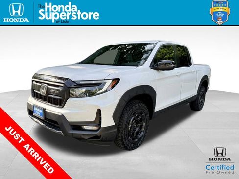 Certified 2025 Honda Ridgeline TrailSport+ image 1