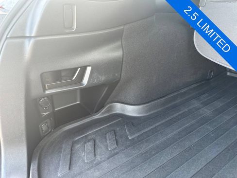 Used 2019 Subaru Outback 2.5i Limited AWD/4WD image 29