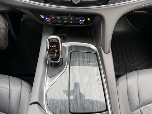 Used 2019 Buick Enclave Essence AWD/4WD image 22