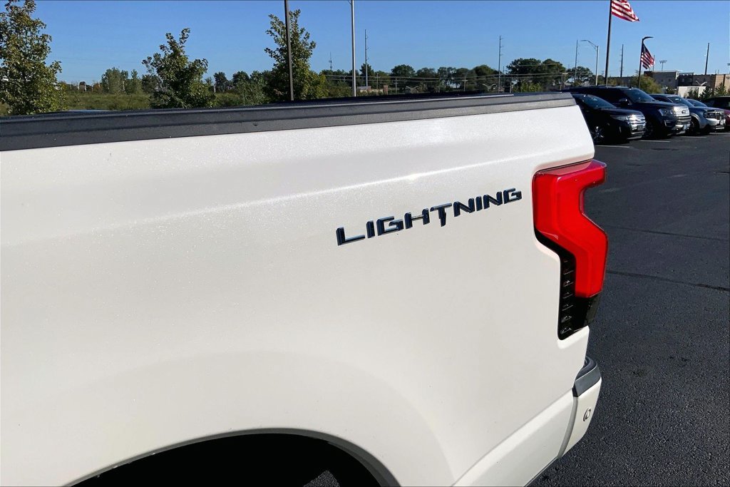 Used 2023 Ford F150 Lightning Lariat w/ Equipment Group 511A High AWD/4WD image 4