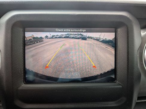 Used 2021 Jeep Wrangler Unlimited Sahara AWD/4WD image 24