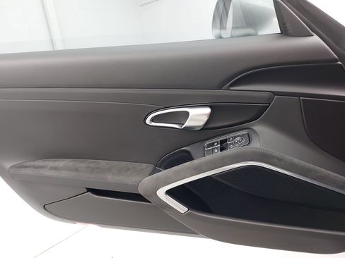 Certified 2019 Porsche 911 GT3 RS image 28
