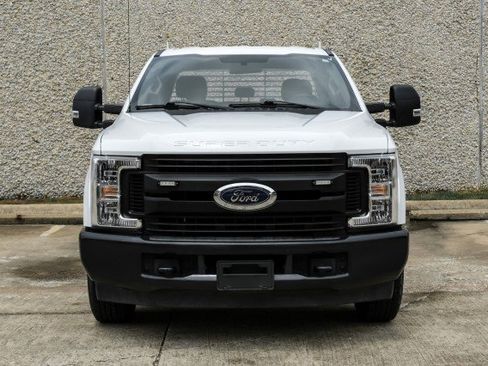 Used 2019 Ford F250 XL w/ Power Equipment Group RWD image 8