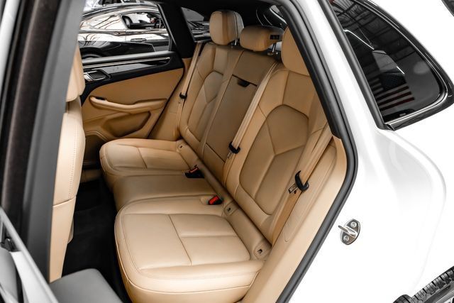 Used 2022 Porsche Macan S AWD/4WD image 44