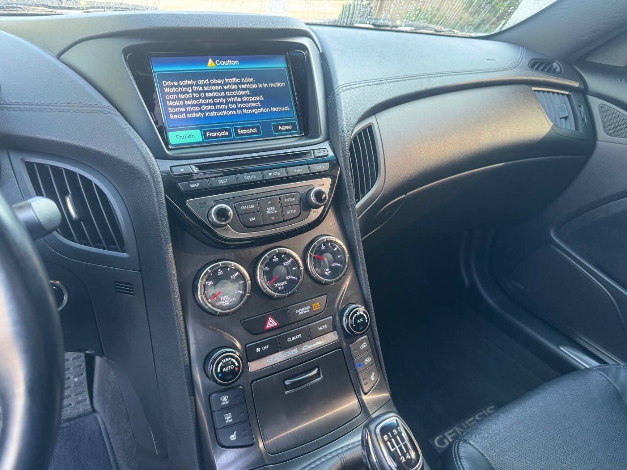 Used 2013 Hyundai Genesis 3.8 RWD image 15