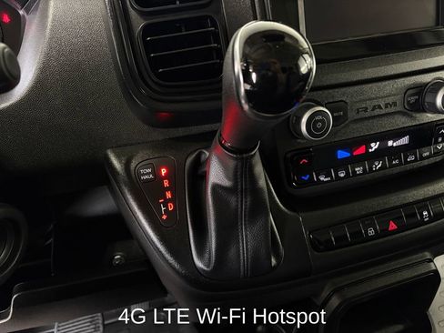 Used 2025 RAM ProMaster 2500 w/ Convenience Group FWD image 17