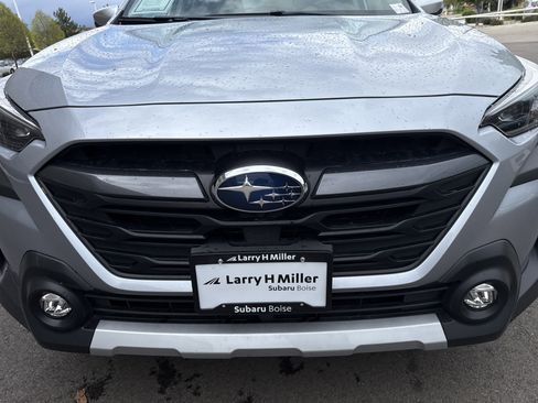 Used 2025 Subaru Outback Touring XT w/ Tech Package 2 image 24