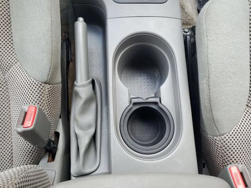 Used 2015 Nissan Frontier SV RWD image 37