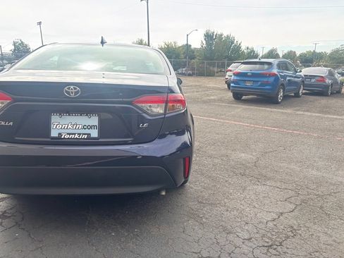 Used 2024 Toyota Corolla LE FWD image 6