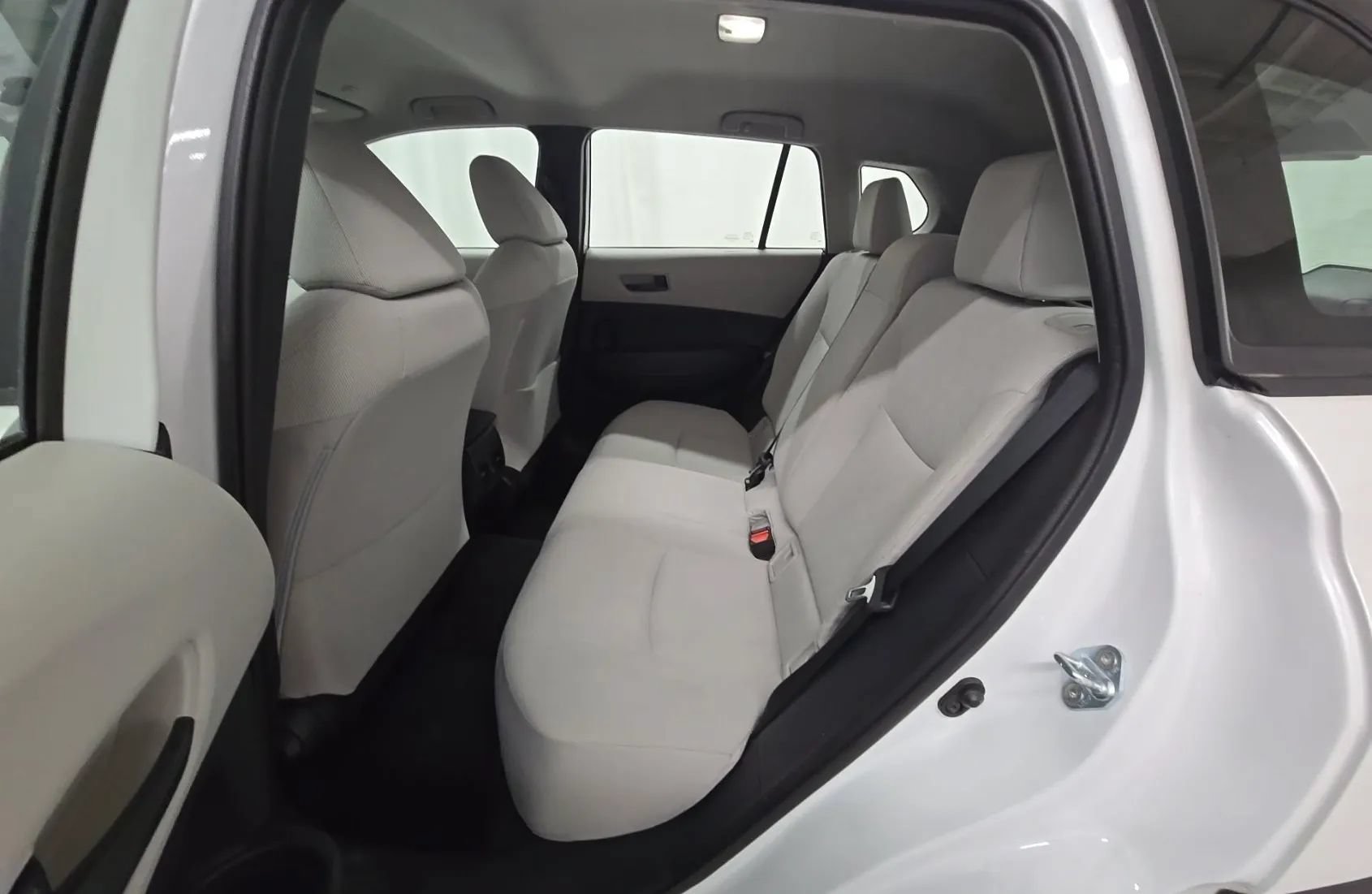 Used 2024 Toyota Corolla Cross L AWD/4WD image 11