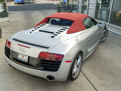 Used 2014 Audi R8 V10 image 4