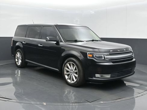 Used 2019 Ford Flex Limited AWD/4WD image 3