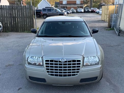 Used 2007 Chrysler 300 image 3