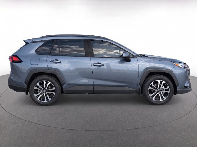 Used 2024 Toyota Corolla Cross AWD Hybrid image 8