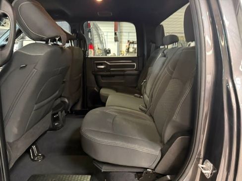 Used 2025 RAM 2500 Big Horn AWD/4WD image 34