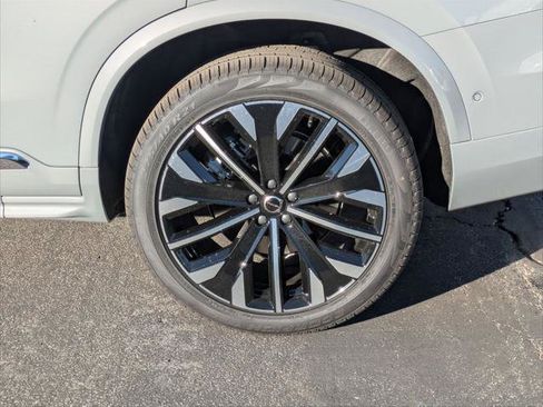 New 2026 Volvo XC90 B6 Ultra image 6