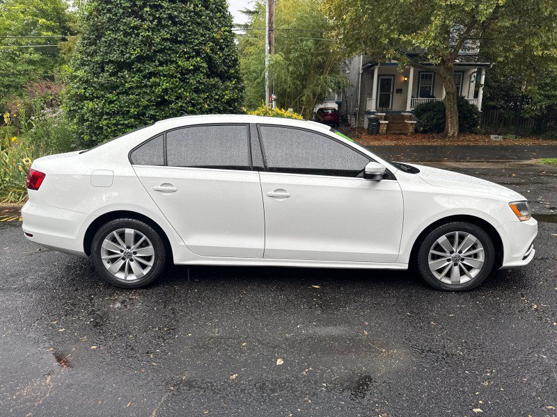 Used 2015 Volkswagen Jetta TDI SE FWD image 6