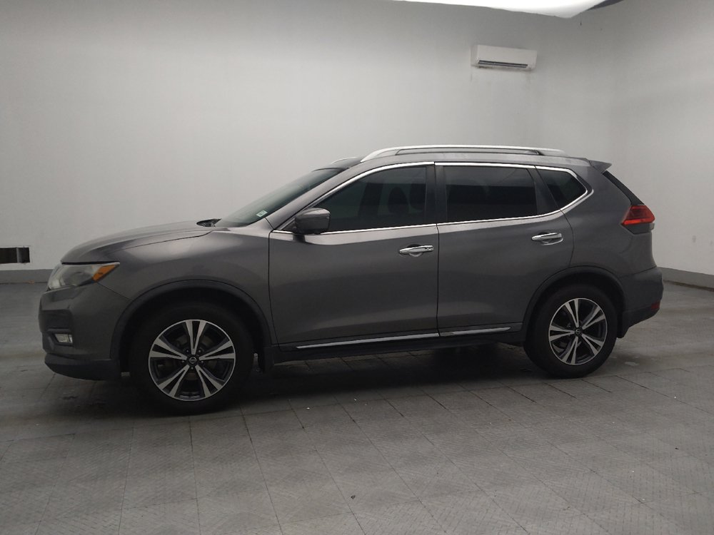 Used 2017 Nissan Rogue SL FWD image 2