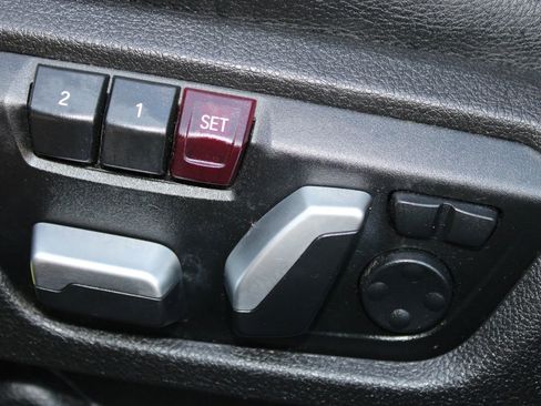 Used 2017 BMW 330i Sedan image 12