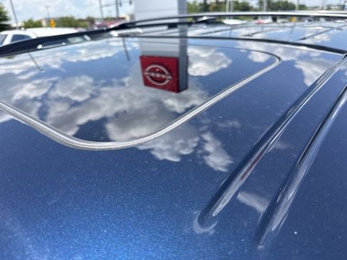 Used 2021 Nissan Armada Platinum RWD image 17