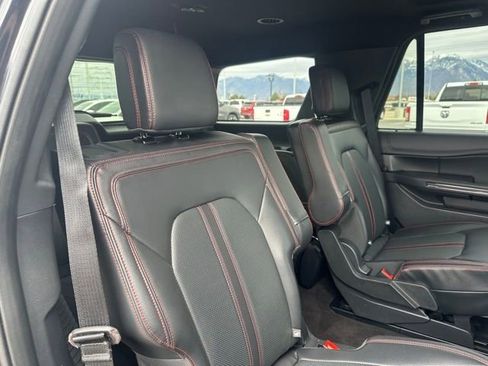 Used 2023 Ford Expedition Limited image 14