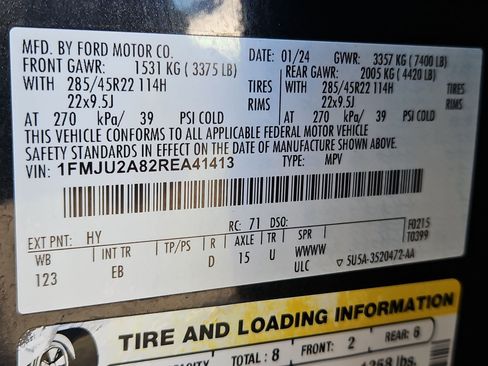 Used 2024 Ford Expedition Limited image 35