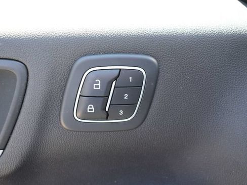 Used 2023 Ford Escape Platinum AWD/4WD image 21