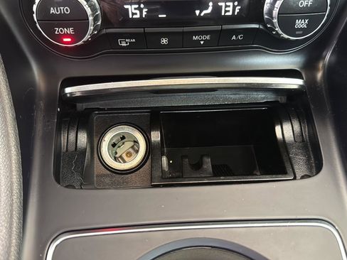 Used 2019 Mercedes-Benz GLA 250 4MATIC w/ Multimedia Package image 28