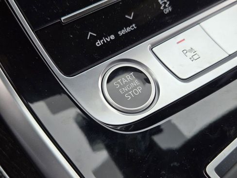 New 2026 Audi Q7 3.0T Premium Plus AWD/4WD image 26