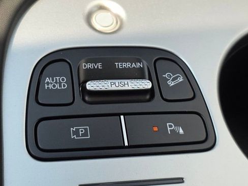 New 2026 Hyundai Ioniq 9 Limited image 16