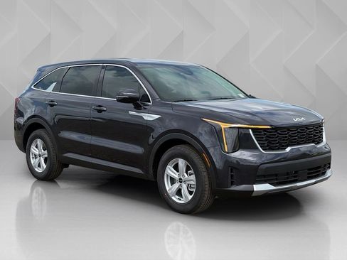 New 2026 Kia Sorento LX FWD image 3