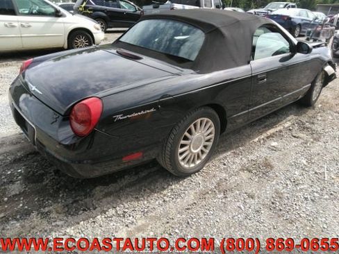 Used 2005 Ford Thunderbird Deluxe image 2