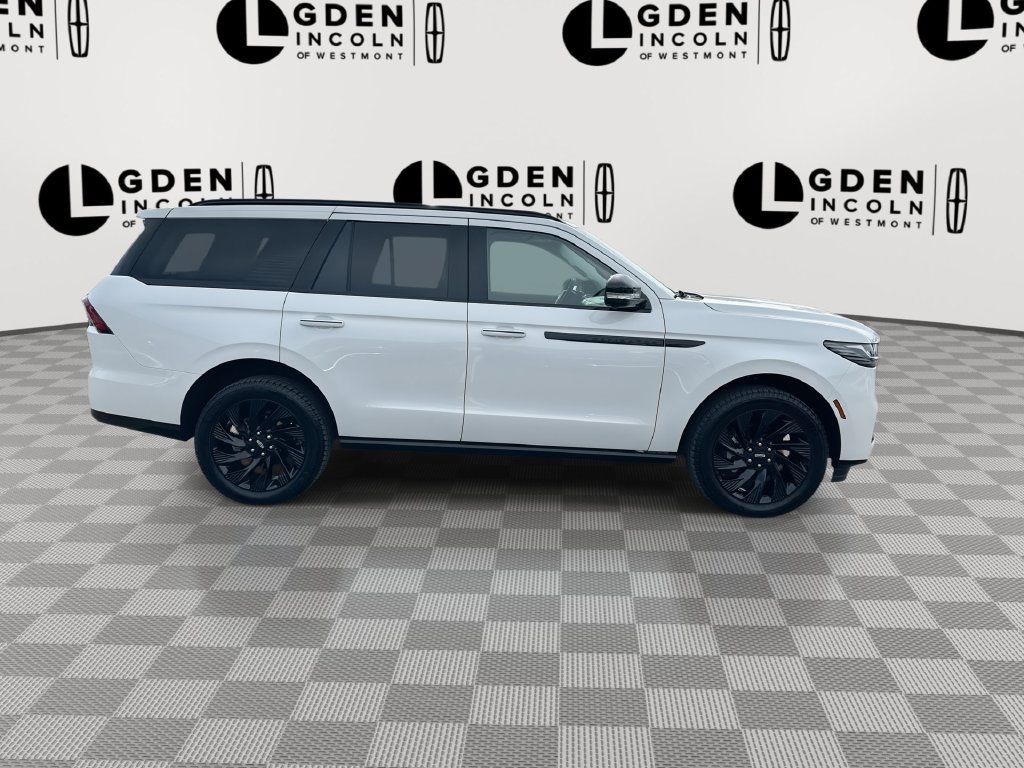 Certified 2026 Lincoln Navigator Reserve w/ Jet Appearance Package AWD/4WD image 9