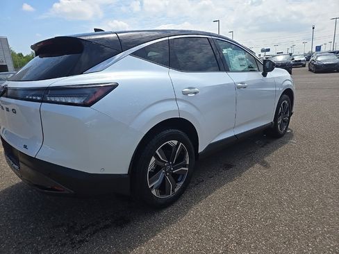 New 2025 Nissan Murano SL image 7