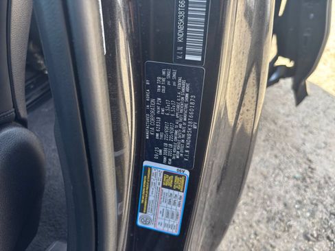 Used 2026 Kia Carnival FWD image 31