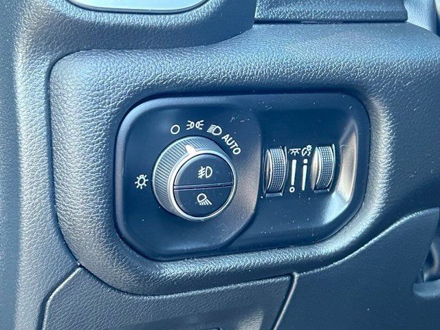 Used 2026 RAM 1500 Big Horn AWD/4WD image 14